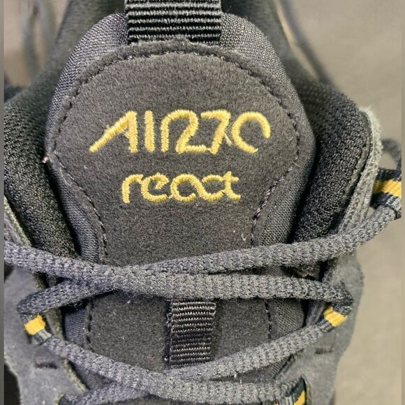 Nike Air Max 270 React Sneakers Black Gold Shoe Size 8 Womens or Youth 6.5 - Picture 9 of 11